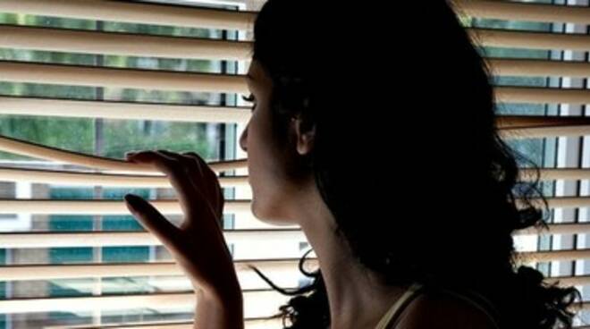 Stalking condominiale, tutto quello che c’è da sapere