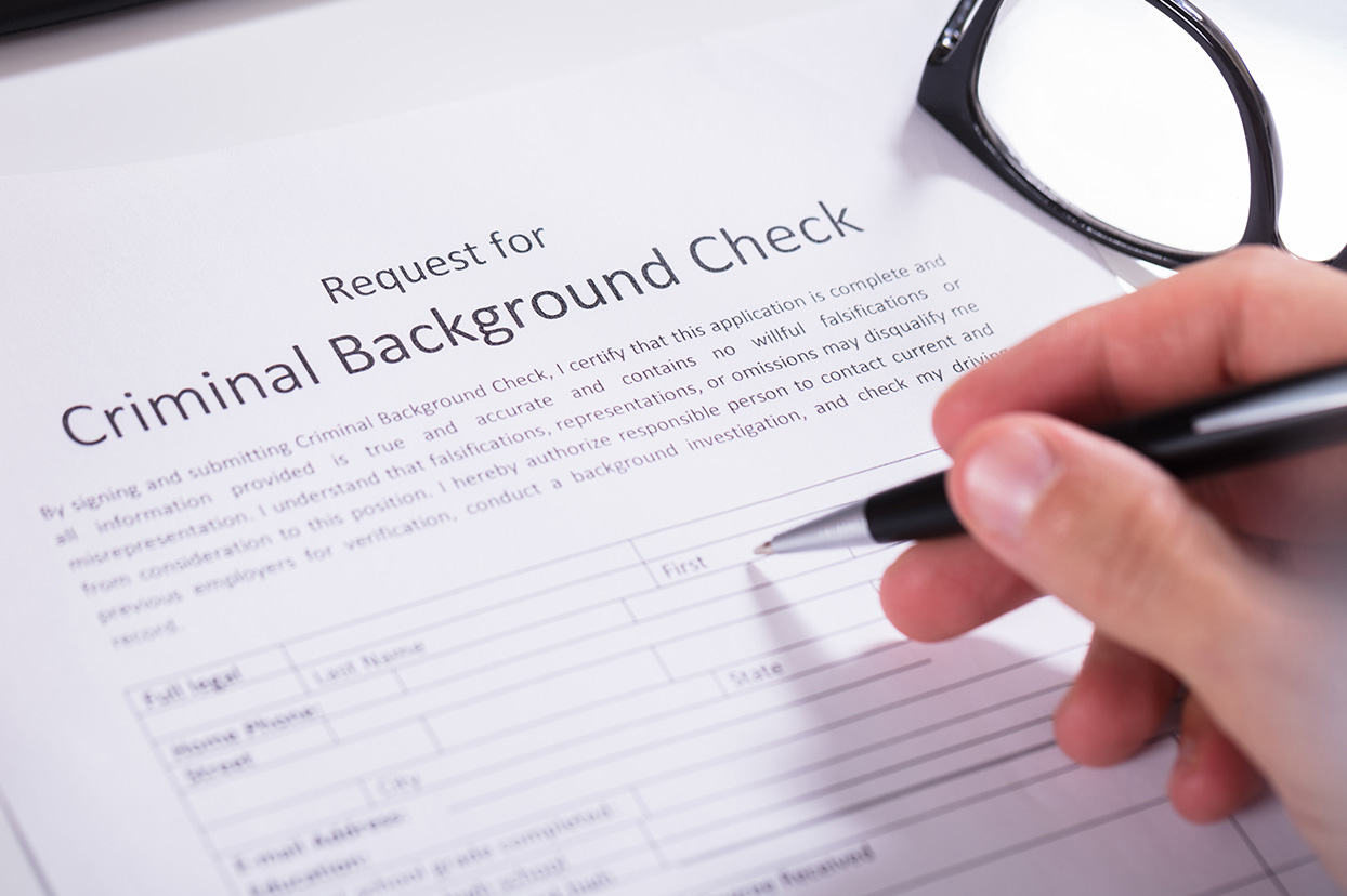 Guida completa al background check: cosa significa e come funziona